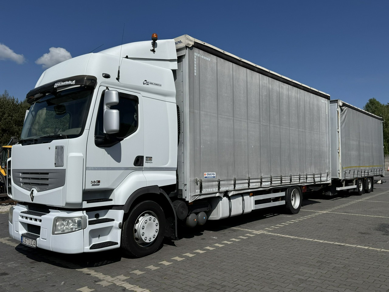 Renault Premium 380 DXi Euro 5 Firana 19 Palet Dach Zsuwany 18ton DMC - Schuifzeilen vrachtwagen: afbeelding 1 Renault Premium 380 DXi Euro 5 Firana 19 Palet Dach Zsuwany 18ton DMC - Schuifzeilen vrachtwagen: afbeelding 1
