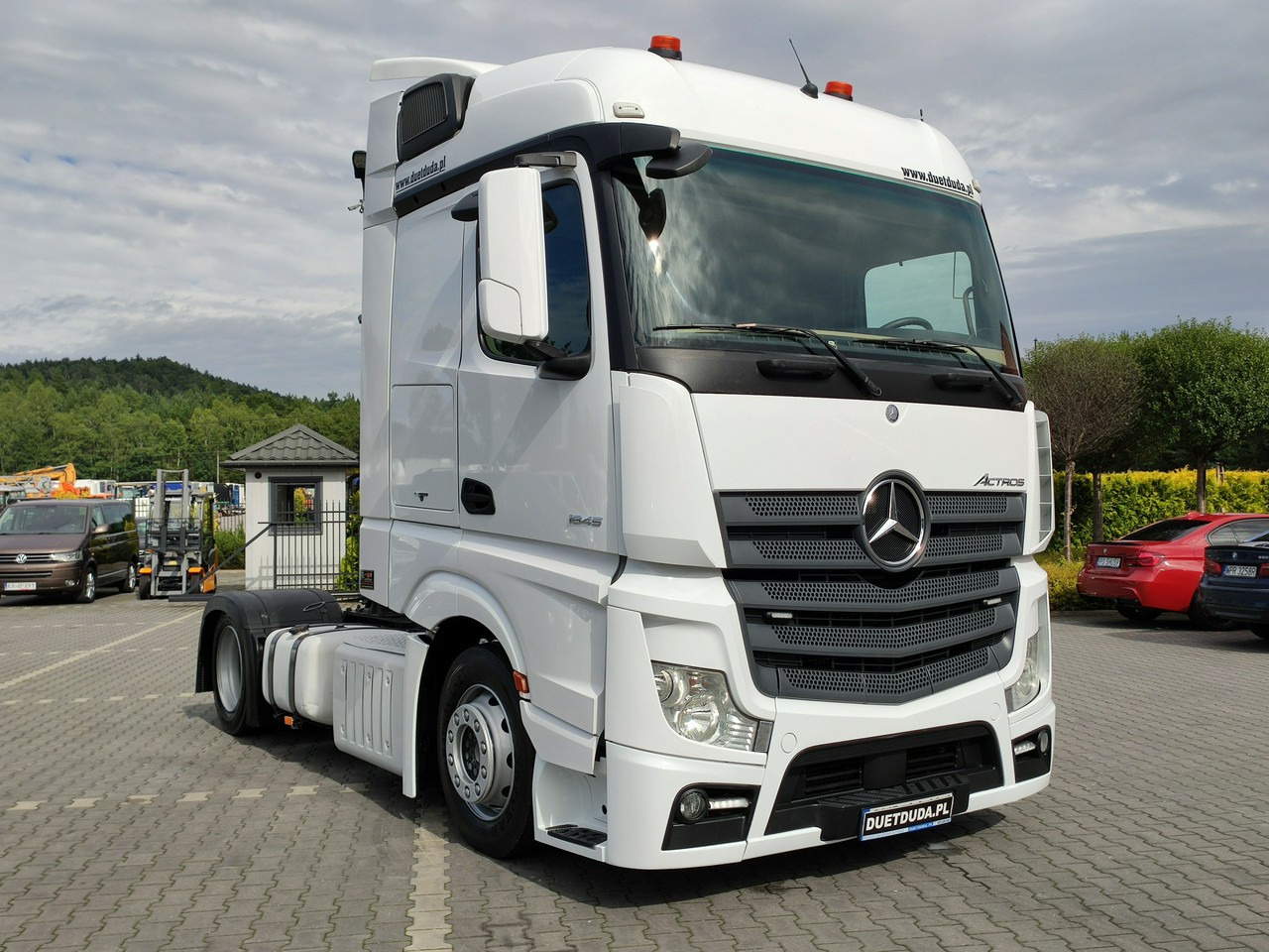Mercedes ACTROS 1845 Euro 6 Low Deck Mega !!! - Trekker: afbeelding 1 Mercedes ACTROS 1845 Euro 6 Low Deck Mega !!! - Trekker: afbeelding 1