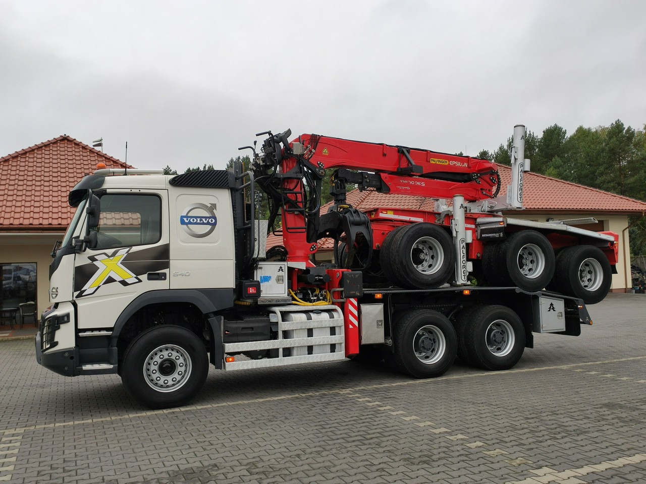 Volvo FMX 540 6x4 RETARDER PALFORET EPSILON S300L Do Drewna - Houttransport: afbeelding 2 Volvo FMX 540 6x4 RETARDER PALFORET EPSILON S300L Do Drewna - Houttransport: afbeelding 2