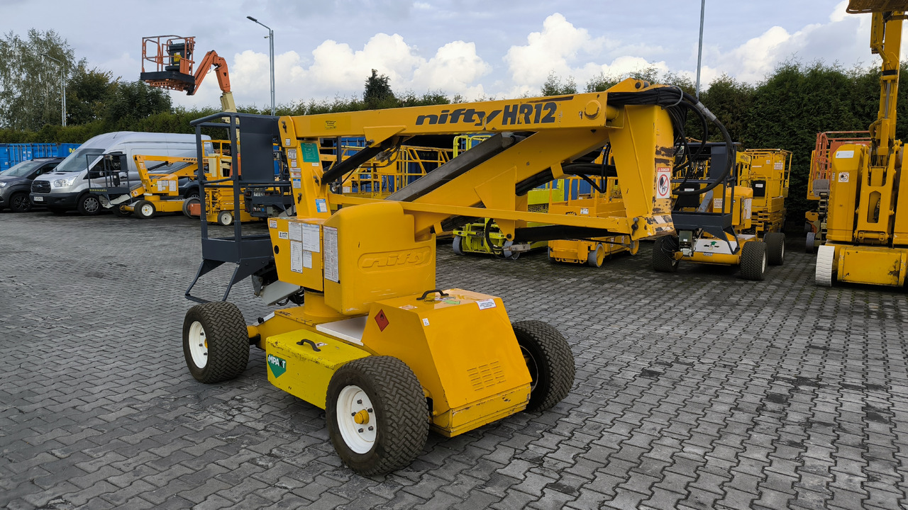 NIFTYLIFT HR 12 NDE - Knikarmhoogwerker: afbeelding 1 NIFTYLIFT HR 12 NDE - Knikarmhoogwerker: afbeelding 1