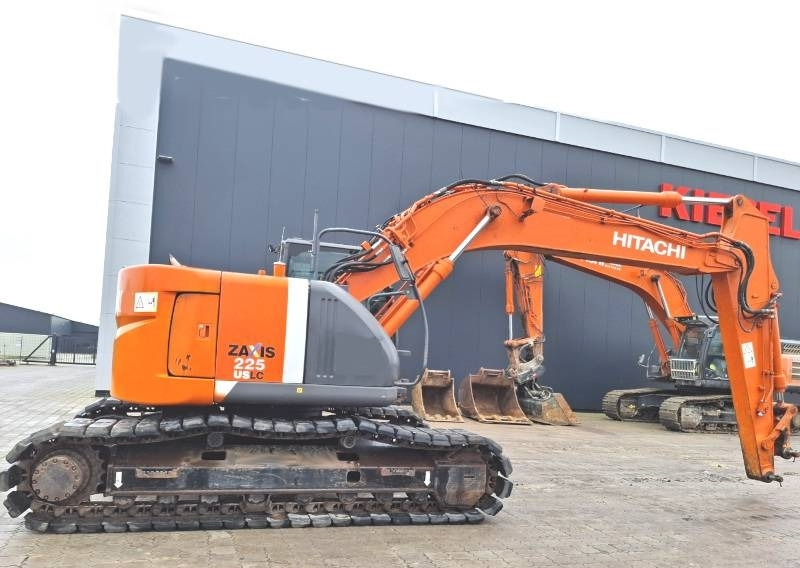 Hitachi ZX 225 USLC-3 - Rupsgraafmachine: afbeelding 5 Hitachi ZX 225 USLC-3 - Rupsgraafmachine: afbeelding 5