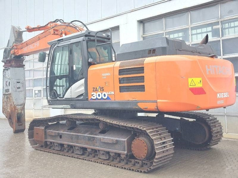 Hitachi ZX 300 LCN-6  - Sloop graafmachine: afbeelding 3 Hitachi ZX 300 LCN-6  - Sloop graafmachine: afbeelding 3