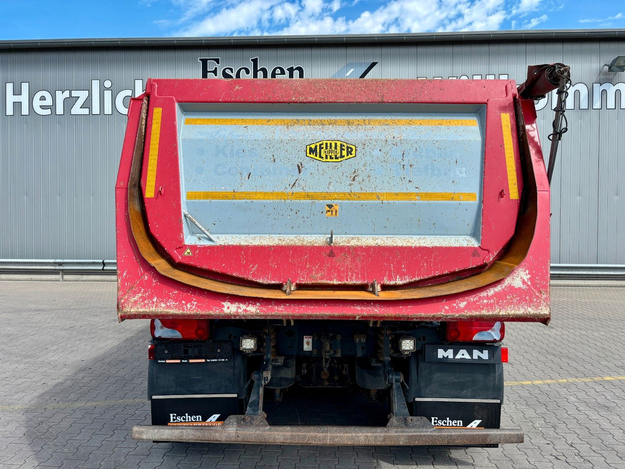 MAN TGS 35.420 8x4 BL | MEILLER*Rollplane*Navi*Klima - Kipper vrachtwagen: afbeelding 5 MAN TGS 35.420 8x4 BL | MEILLER*Rollplane*Navi*Klima - Kipper vrachtwagen: afbeelding 5