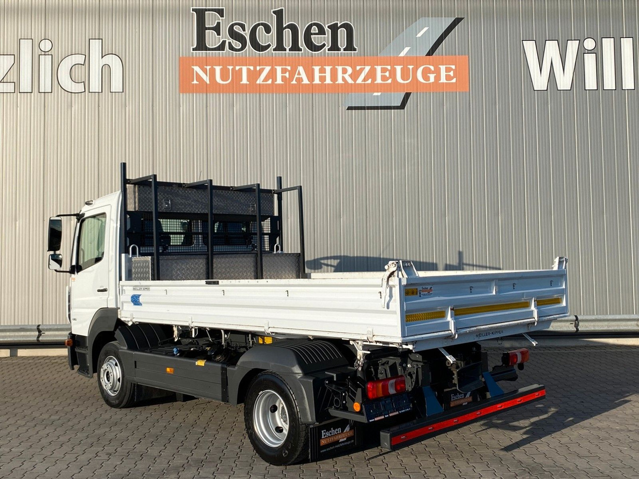 Mercedes-Benz Atego NEW 816 K MEILLER-3-S-Kipper*Klima*3 Sitze - Kipper vrachtwagen: afbeelding 4 Mercedes-Benz Atego NEW 816 K MEILLER-3-S-Kipper*Klima*3 Sitze - Kipper vrachtwagen: afbeelding 4