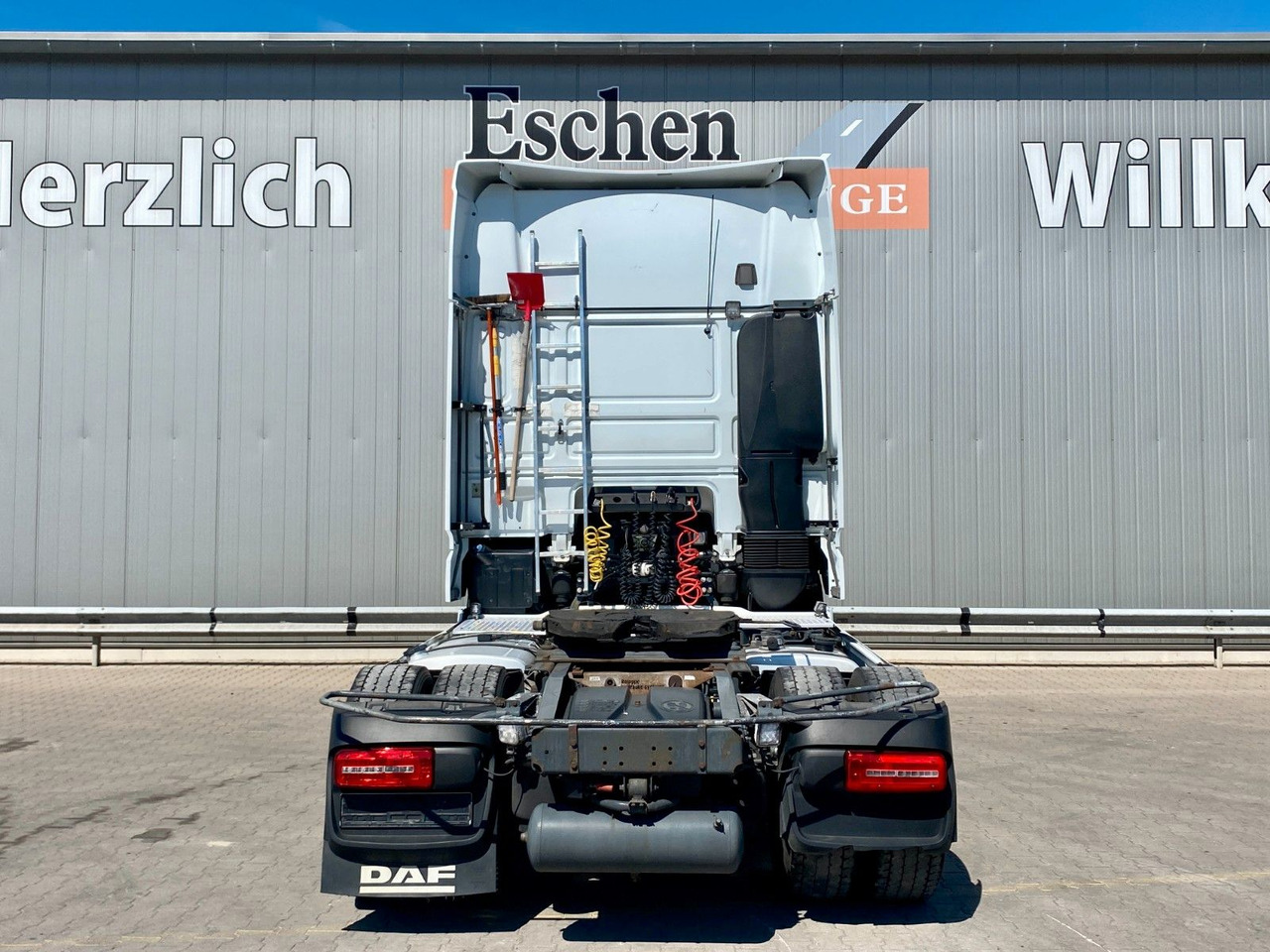 DAF XF 530 Super Space Cab | Hydraulik*Standklima - Trekker: afbeelding 4 DAF XF 530 Super Space Cab | Hydraulik*Standklima - Trekker: afbeelding 4