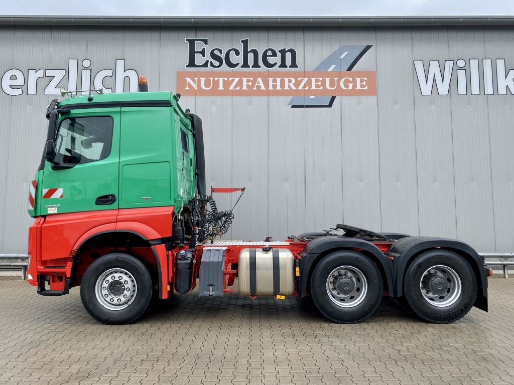 Mercedes-Benz 2663 LS Arocs 6x4 - Trekker: afbeelding 2 Mercedes-Benz 2663 LS Arocs 6x4 - Trekker: afbeelding 2