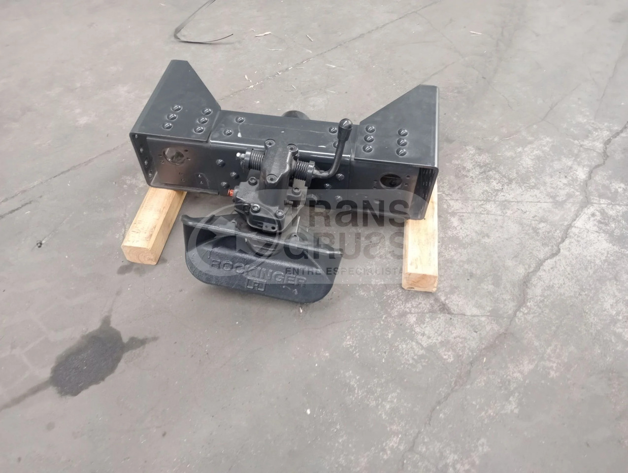 Enganche de remolque para camión - Carrosserie en exterieur voor Vrachtwagen: afbeelding 1 Enganche de remolque para camión - Carrosserie en exterieur voor Vrachtwagen: afbeelding 1