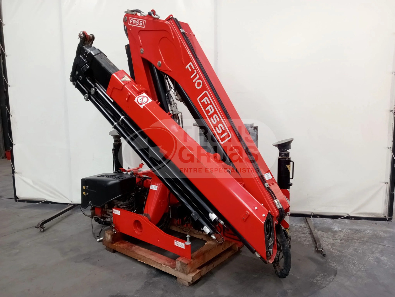Grúa hidráulica Fassi F110B.0.24 E-ACTIVE - Autolaadkraan: afbeelding 3 Grúa hidráulica Fassi F110B.0.24 E-ACTIVE - Autolaadkraan: afbeelding 3