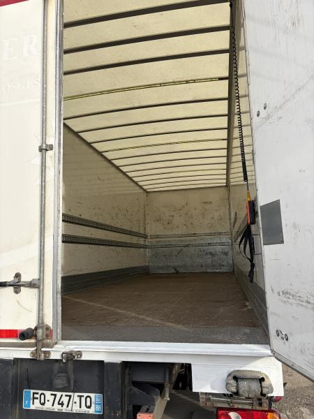 DAF LF 210 - Bakwagen: afbeelding 2 DAF LF 210 - Bakwagen: afbeelding 2