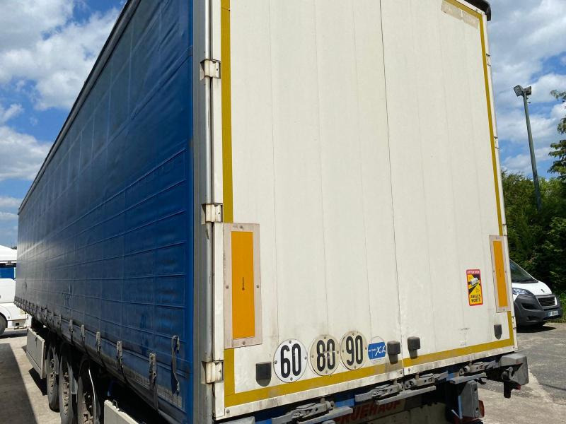 Fruehauf - Schuifzeiloplegger: afbeelding 2 Fruehauf - Schuifzeiloplegger: afbeelding 2