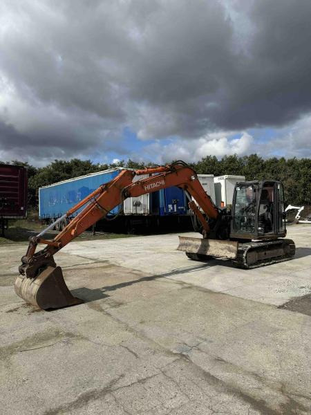 Hitachi ZX85USB-5A - Rupsgraafmachine: afbeelding 1 Hitachi ZX85USB-5A - Rupsgraafmachine: afbeelding 1