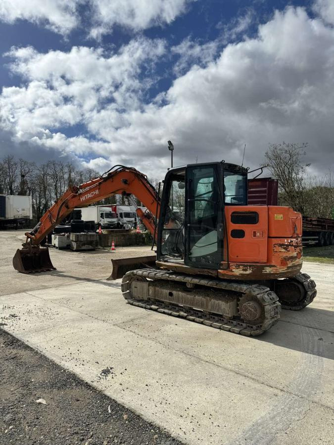 Hitachi ZX85USB-5A - Rupsgraafmachine: afbeelding 2 Hitachi ZX85USB-5A - Rupsgraafmachine: afbeelding 2