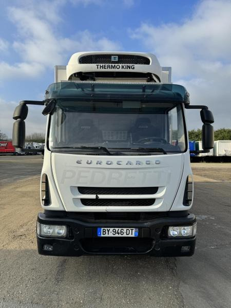 Iveco Eurocargo 160E30 - Koelwagen vrachtwagen: afbeelding 2 Iveco Eurocargo 160E30 - Koelwagen vrachtwagen: afbeelding 2