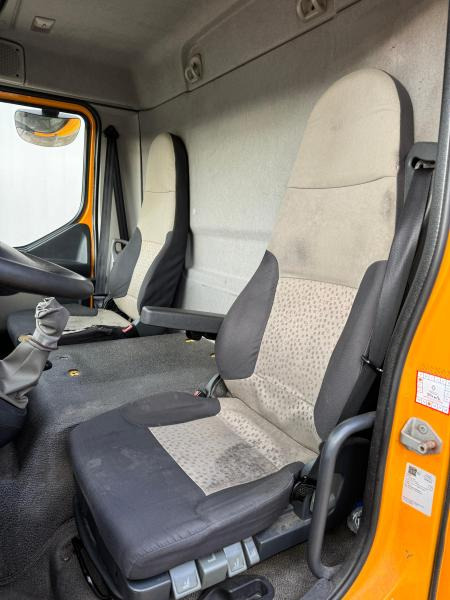 Renault Midlum 220 - Bakwagen: afbeelding 4 Renault Midlum 220 - Bakwagen: afbeelding 4