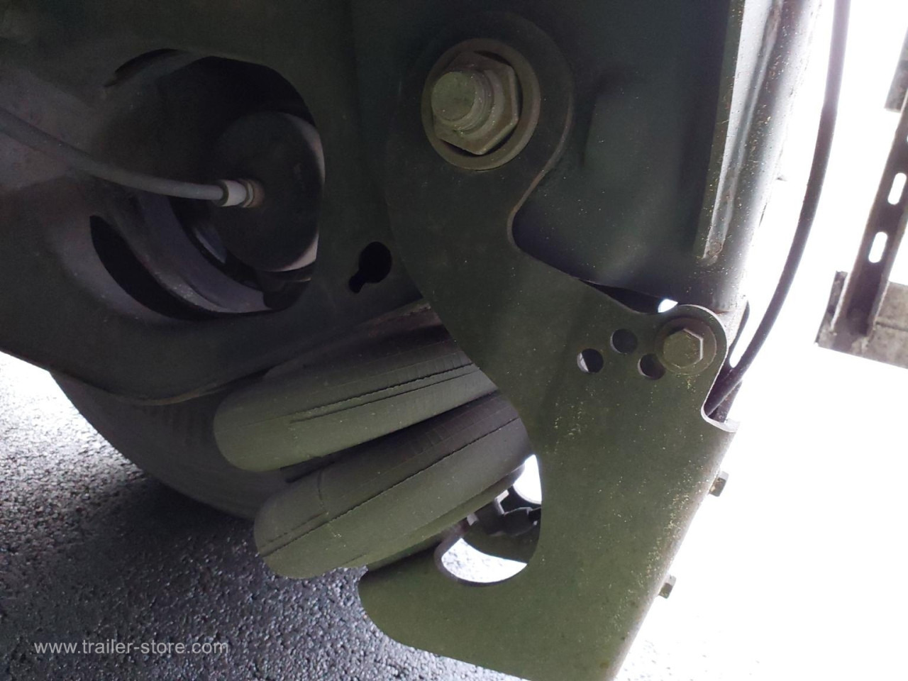 Gesloten oplegger FRUEHAUF Dryfreight Standard Roller shutter door: afbeelding 10 Gesloten oplegger FRUEHAUF Dryfreight Standard Roller shutter door: afbeelding 10