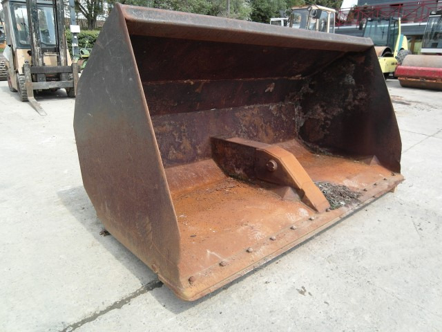 Case - Voorladerbak: afbeelding 2 Case - Voorladerbak: afbeelding 2