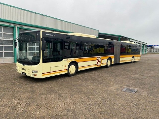 MAN A 23 Lions City Gelenkbus KLIMA 60 Sitze GURTE - Gelede bus: afbeelding 2 MAN A 23 Lions City Gelenkbus KLIMA 60 Sitze GURTE - Gelede bus: afbeelding 2