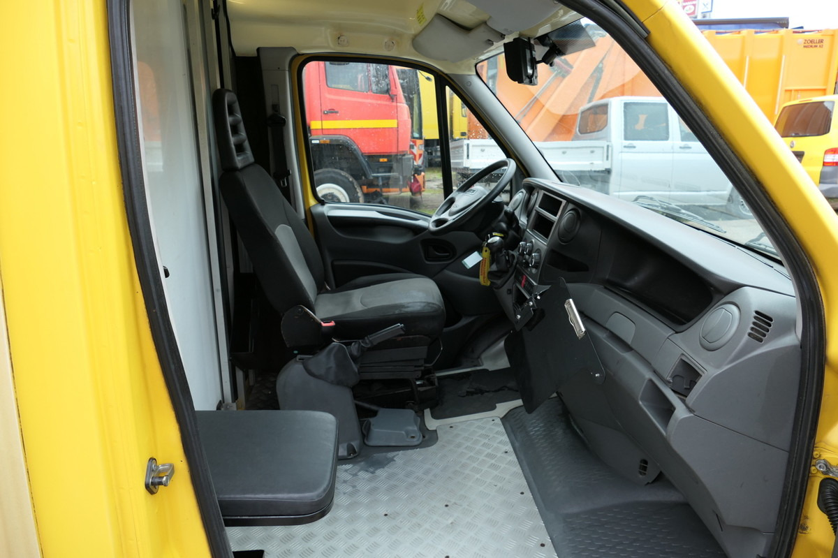 IVECO Daily 35 S11 C30C AUTOMATIK KAMERA MAXI KAMERA R - Bestelwagen gesloten laadbak: afbeelding 5 IVECO Daily 35 S11 C30C AUTOMATIK KAMERA MAXI KAMERA R - Bestelwagen gesloten laadbak: afbeelding 5
