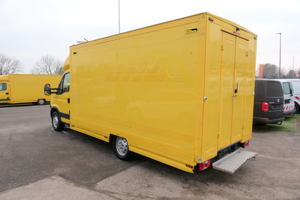 IVECO Daily 35 S11 C30C AUTOMATIK KAMERA MAXI KAMERA R - Bestelwagen gesloten laadbak: afbeelding 4 IVECO Daily 35 S11 C30C AUTOMATIK KAMERA MAXI KAMERA R - Bestelwagen gesloten laadbak: afbeelding 4