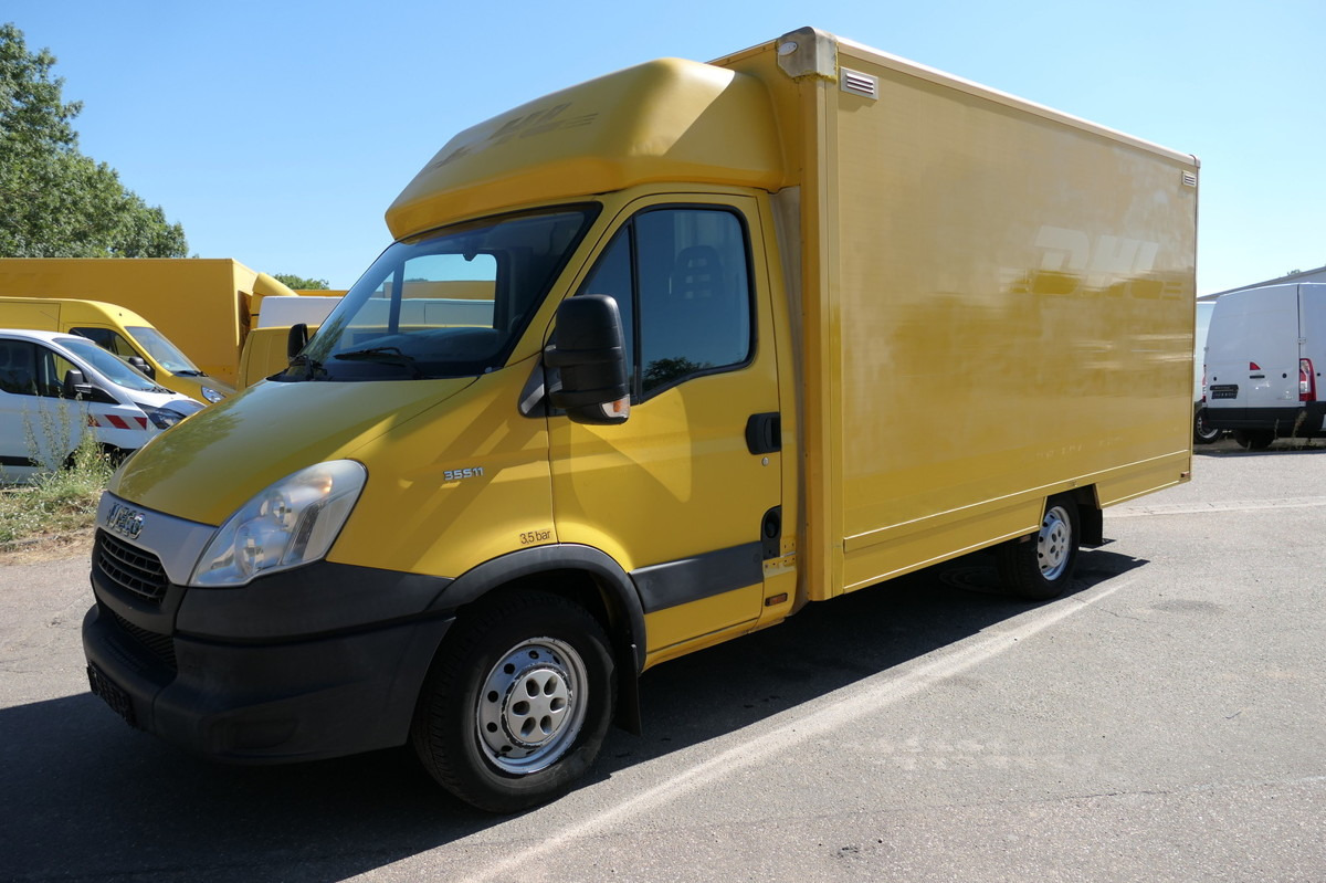 IVECO Daily 35 S11 C30C AUTOMATIK KAMERA Regale LUFT D - Bestelwagen gesloten laadbak: afbeelding 1 IVECO Daily 35 S11 C30C AUTOMATIK KAMERA Regale LUFT D - Bestelwagen gesloten laadbak: afbeelding 1