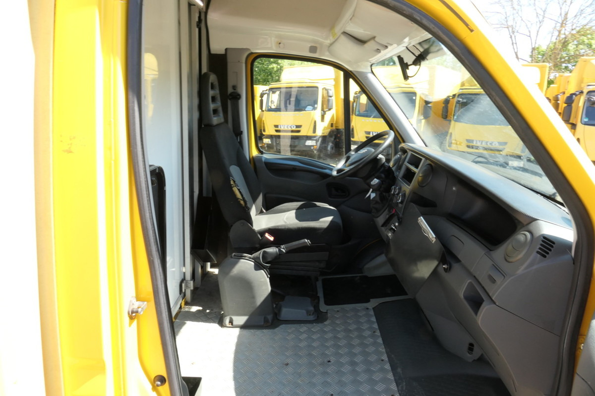 IVECO Daily 35 S11 C30C AUTOMATIK KAMERA Regale LUFT D - Bestelwagen gesloten laadbak: afbeelding 5 IVECO Daily 35 S11 C30C AUTOMATIK KAMERA Regale LUFT D - Bestelwagen gesloten laadbak: afbeelding 5