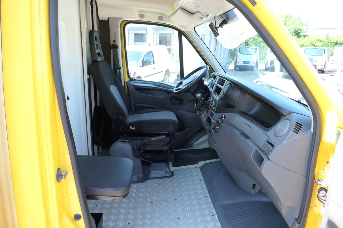 IVECO Daily 35 S11 C30C AUTOMATIK KAMERA Regale LUFT D - Bestelwagen gesloten laadbak: afbeelding 5 IVECO Daily 35 S11 C30C AUTOMATIK KAMERA Regale LUFT D - Bestelwagen gesloten laadbak: afbeelding 5