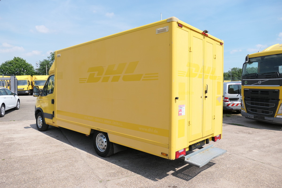 IVECO Daily 35 S11 C30C AUTOMATIK KAMERA Regale LUFT D - Bestelwagen gesloten laadbak: afbeelding 4 IVECO Daily 35 S11 C30C AUTOMATIK KAMERA Regale LUFT D - Bestelwagen gesloten laadbak: afbeelding 4