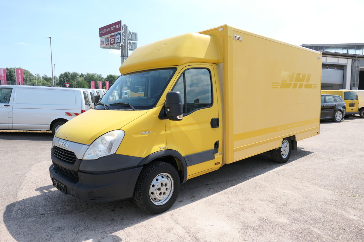 IVECO Daily 35 S11 C30C AUTOMATIK KAMERA Regale LUFT D - Bestelwagen gesloten laadbak: afbeelding 1 IVECO Daily 35 S11 C30C AUTOMATIK KAMERA Regale LUFT D - Bestelwagen gesloten laadbak: afbeelding 1