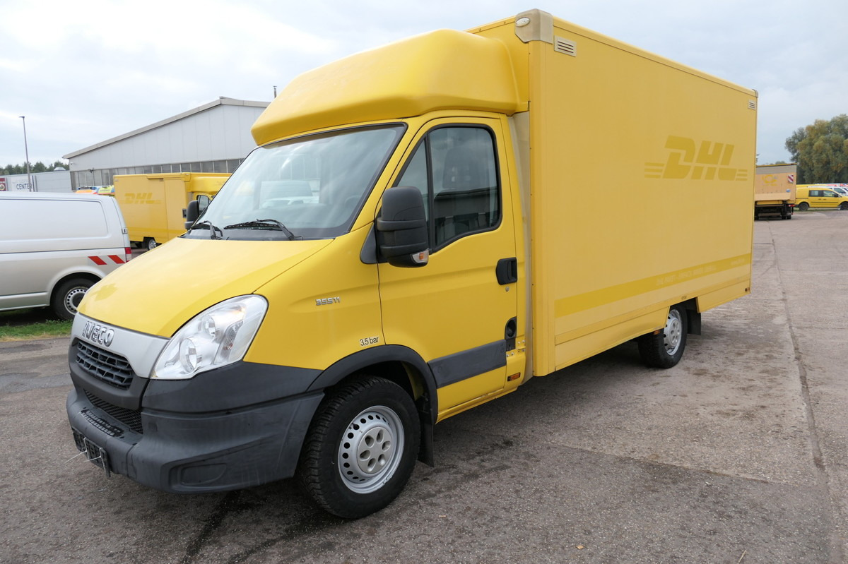 IVECO Daily 35 S11 C30C AUTOMATIK KAMERA Regale LUFT D - Bestelwagen gesloten laadbak: afbeelding 1 IVECO Daily 35 S11 C30C AUTOMATIK KAMERA Regale LUFT D - Bestelwagen gesloten laadbak: afbeelding 1