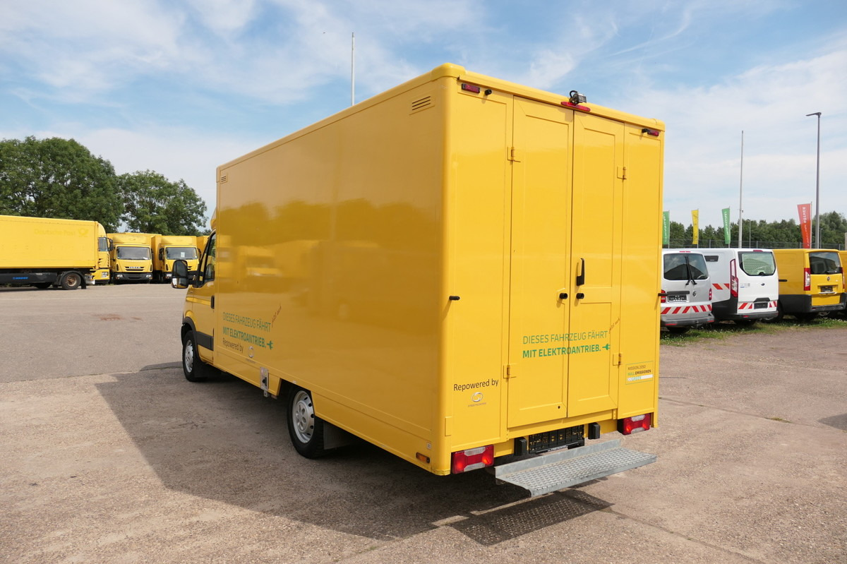 IVECO Daily 35 S11 C30C ELEKTRO COC Umbau 08/2021 Firm - Bestelwagen gesloten laadbak, Elektrische bedrijfswagen: afbeelding 3 IVECO Daily 35 S11 C30C ELEKTRO COC Umbau 08/2021 Firm - Bestelwagen gesloten laadbak, Elektrische bedrijfswagen: afbeelding 3