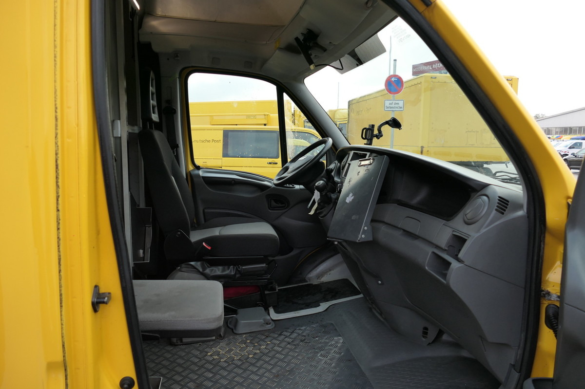 IVECO Daily 35 S11 C30C KURZ AUTOMATIK KAMERA Regale L - Bestelwagen gesloten laadbak: afbeelding 5 IVECO Daily 35 S11 C30C KURZ AUTOMATIK KAMERA Regale L - Bestelwagen gesloten laadbak: afbeelding 5