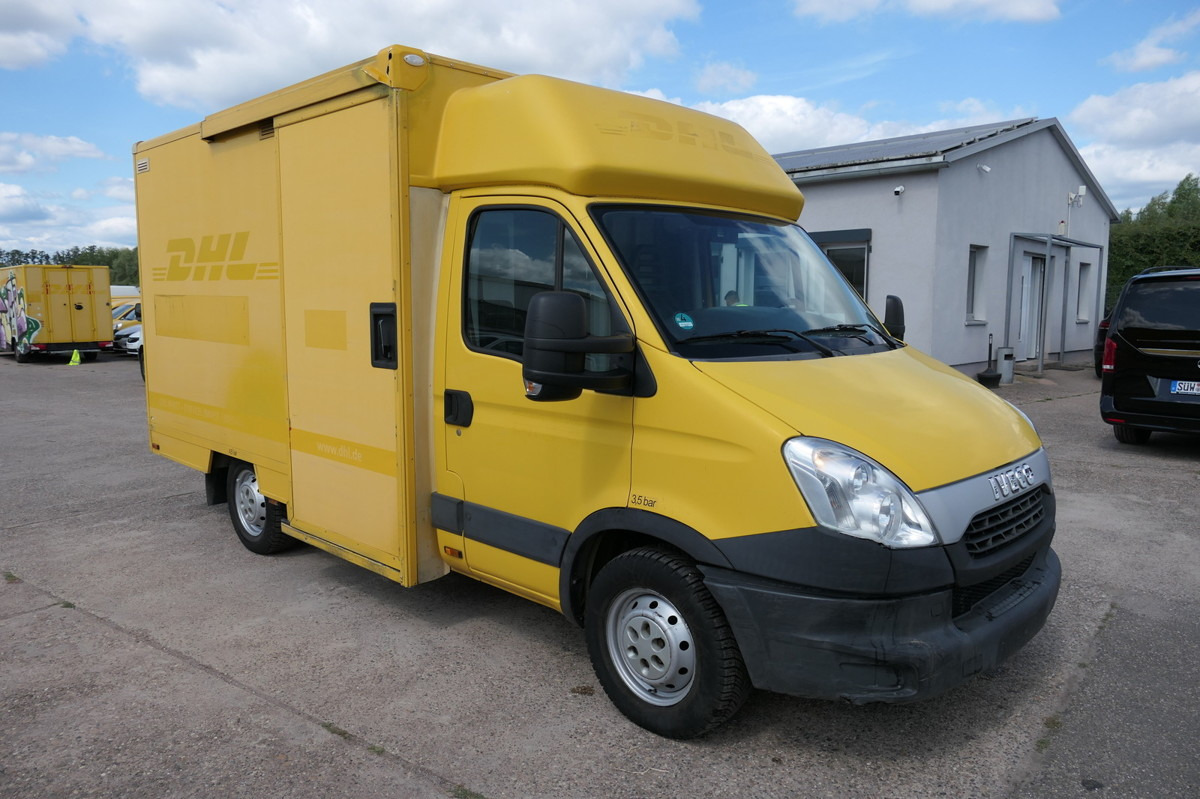 IVECO Daily 35 S11 C30C KURZ AUTOMATIK KAMERA Regale L - Bestelwagen gesloten laadbak: afbeelding 2 IVECO Daily 35 S11 C30C KURZ AUTOMATIK KAMERA Regale L - Bestelwagen gesloten laadbak: afbeelding 2
