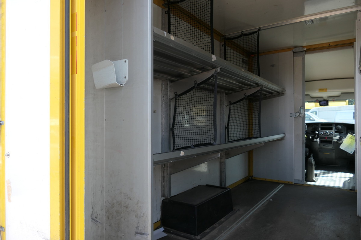 IVECO Daily 35 S11 C30C KURZ AUTOMATIK KAMERA Regale L - Bestelwagen gesloten laadbak: afbeelding 5 IVECO Daily 35 S11 C30C KURZ AUTOMATIK KAMERA Regale L - Bestelwagen gesloten laadbak: afbeelding 5