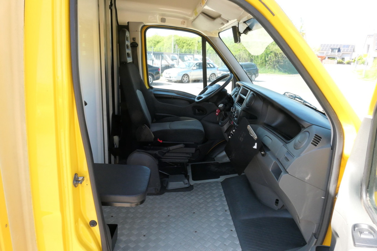 IVECO Daily 35 S11 KURZ C30C AUTOMATIK KAMERA Regale L - Bestelwagen gesloten laadbak: afbeelding 5 IVECO Daily 35 S11 KURZ C30C AUTOMATIK KAMERA Regale L - Bestelwagen gesloten laadbak: afbeelding 5