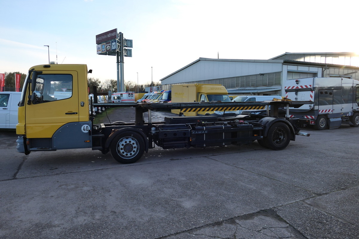 MERCEDES-BENZ KAMAG WBH 25 Wiesel Terberg Umsetzfahrz. KLIMA A - Containertransporter/ Wissellaadbak vrachtwagen: afbeelding 2 MERCEDES-BENZ KAMAG WBH 25 Wiesel Terberg Umsetzfahrz. KLIMA A - Containertransporter/ Wissellaadbak vrachtwagen: afbeelding 2