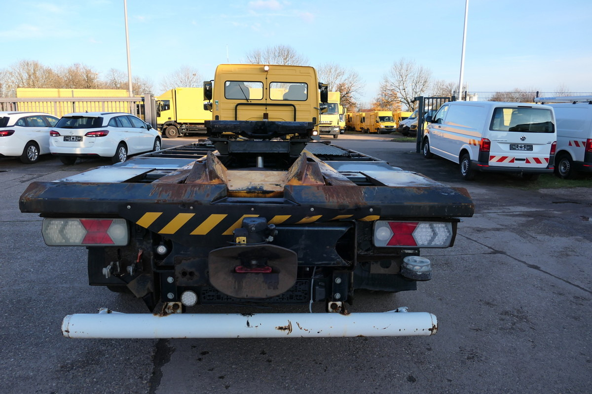 MERCEDES-BENZ KAMAG WBH 25 Wiesel Terberg Umsetzfahrz. KLIMA A - Containertransporter/ Wissellaadbak vrachtwagen: afbeelding 3 MERCEDES-BENZ KAMAG WBH 25 Wiesel Terberg Umsetzfahrz. KLIMA A - Containertransporter/ Wissellaadbak vrachtwagen: afbeelding 3