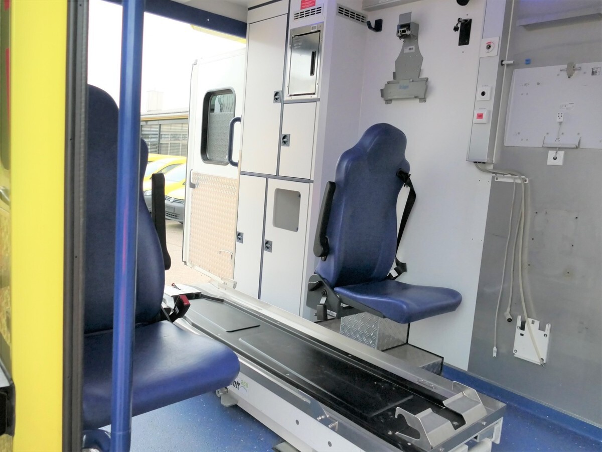 Leasing MERCEDES-BENZ Sprinter II 516 CDI KLIMA KRANKENWAGEN RTW AUTOM MERCEDES-BENZ Sprinter II 516 CDI KLIMA KRANKENWAGEN RTW AUTOM: afbeelding 13