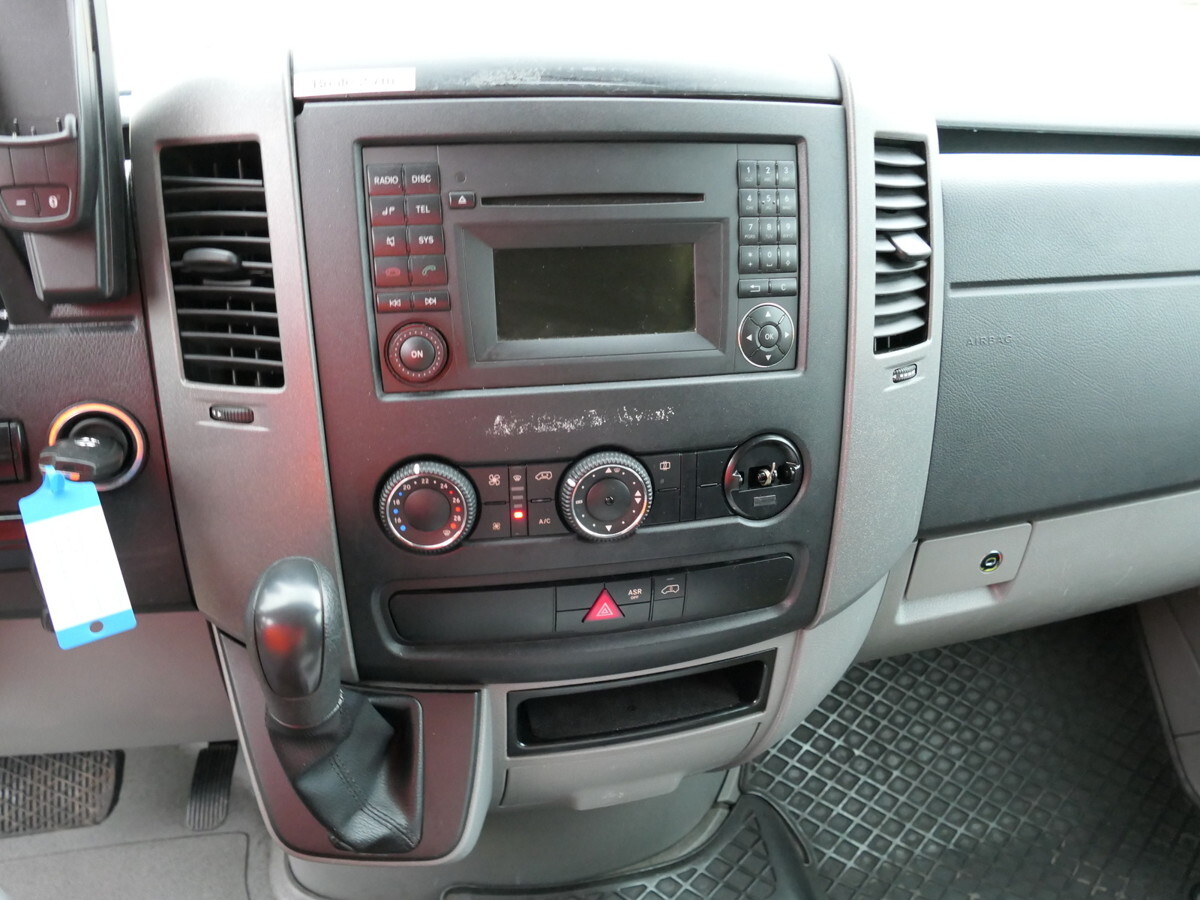 Leasing MERCEDES-BENZ Sprinter II 516 CDI KLIMA KRANKENWAGEN RTW AUTOM MERCEDES-BENZ Sprinter II 516 CDI KLIMA KRANKENWAGEN RTW AUTOM: afbeelding 10