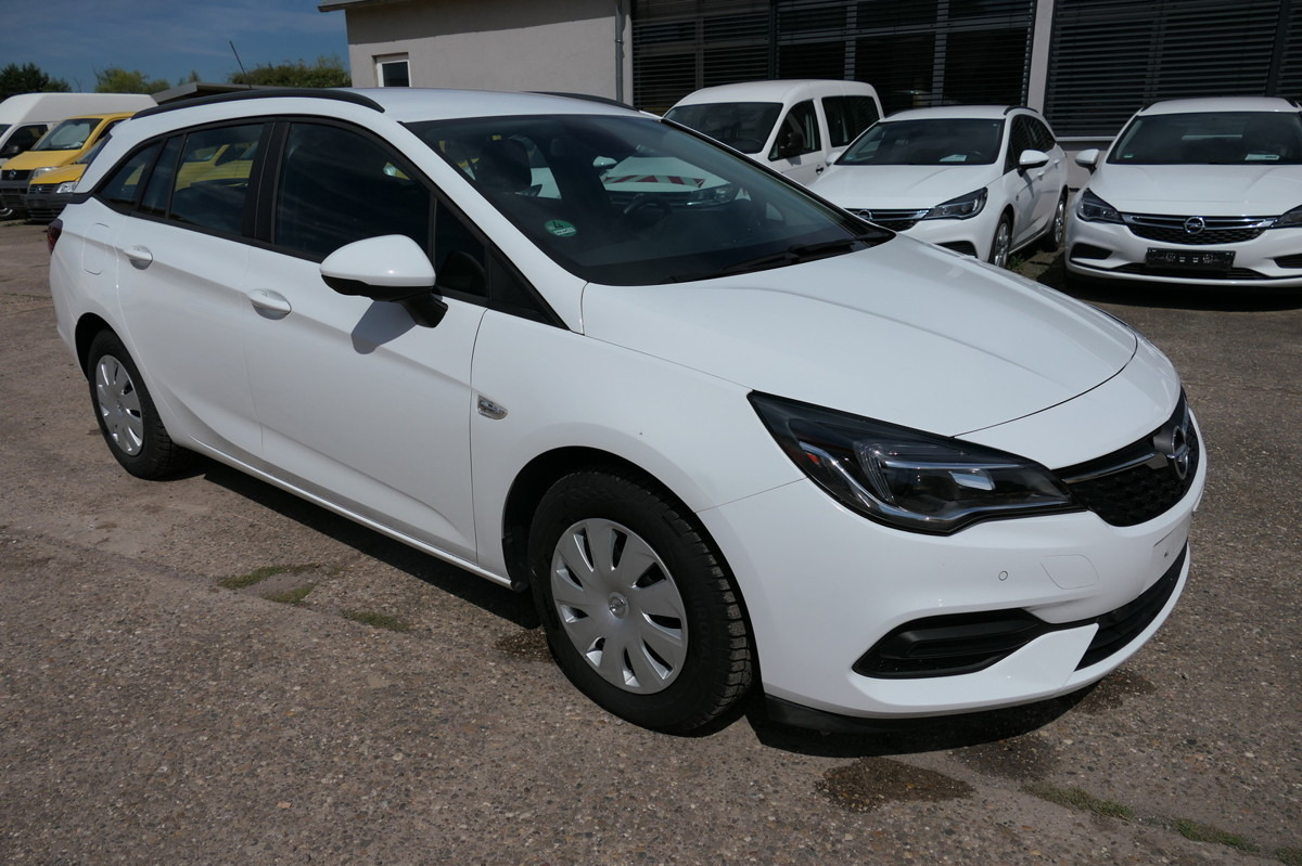 OPEL Astra Sports Tourer 1.5 CDTI KLIMA - Stationwagen: afbeelding 1 OPEL Astra Sports Tourer 1.5 CDTI KLIMA - Stationwagen: afbeelding 1