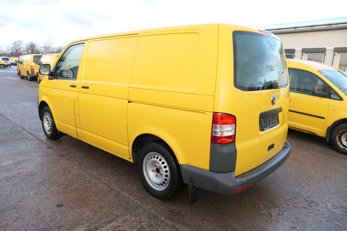 VW T5 Transporter 2.0 TDI 2-SITZER EURO-5 2xSCHIEBE - Kleine bestelwagen: afbeelding 5 VW T5 Transporter 2.0 TDI 2-SITZER EURO-5 2xSCHIEBE - Kleine bestelwagen: afbeelding 5