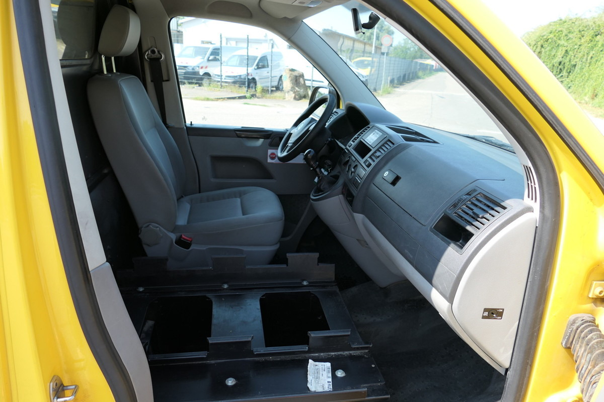 Leasing VW T5 Transporter 2.0 TDI 2xSCHIEBETÜR PARKTRONIK E VW T5 Transporter 2.0 TDI 2xSCHIEBETÜR PARKTRONIK E: afbeelding 6