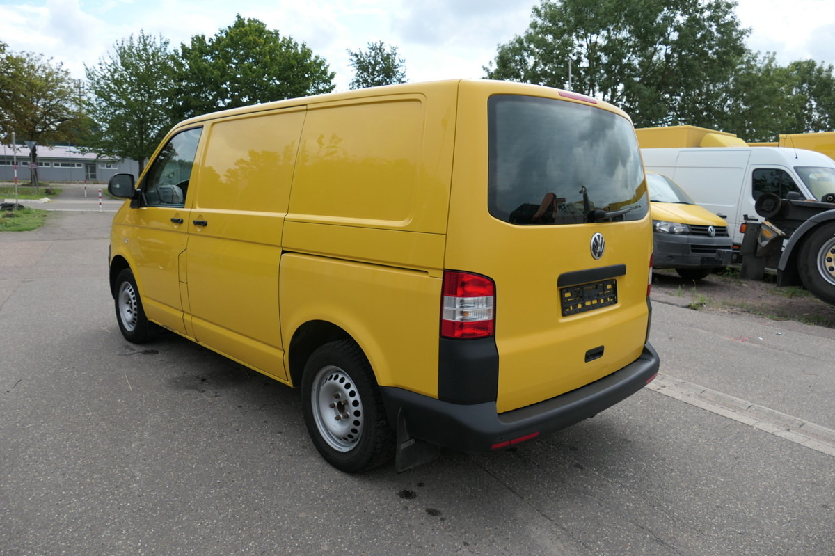 VW T5 Transporter 2.0 TDI EURO-5 CoC 2xSCHIEBETÜR P - Kleine bestelwagen: afbeelding 4 VW T5 Transporter 2.0 TDI EURO-5 CoC 2xSCHIEBETÜR P - Kleine bestelwagen: afbeelding 4