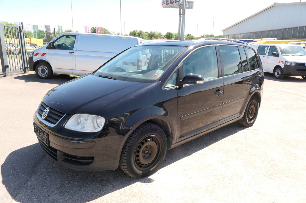 VW Touran Trendline - Personenwagen: afbeelding 1 VW Touran Trendline - Personenwagen: afbeelding 1