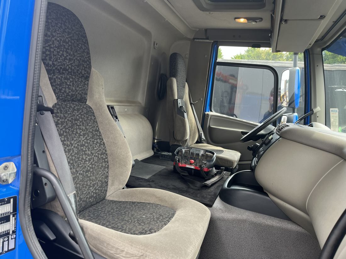 DAF CF 85.360 6x2 NCH cable system - Palfinger PK 18002 - Containertransporter/ Wissellaadbak vrachtwagen, Kraanwagen: afbeelding 4 DAF CF 85.360 6x2 NCH cable system - Palfinger PK 18002 - Containertransporter/ Wissellaadbak vrachtwagen, Kraanwagen: afbeelding 4