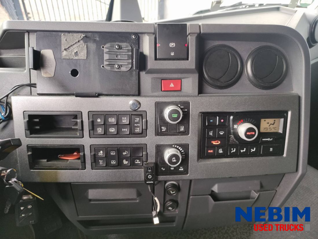 Renault T380 6x2 - 9.52mtr. box - Taillift 2000Kg - Bakwagen: afbeelding 5 Renault T380 6x2 - 9.52mtr. box - Taillift 2000Kg - Bakwagen: afbeelding 5