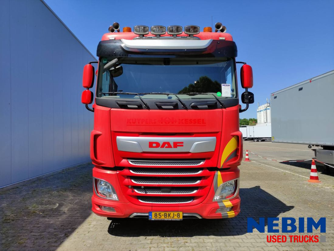 Trekker DAF XF 450 6x2 Spacecab: afbeelding 10