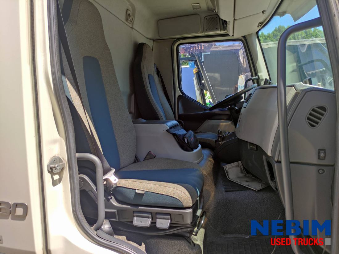 Koelwagen vrachtwagen Volvo FL 280 4x2 Engine problem: afbeelding 9