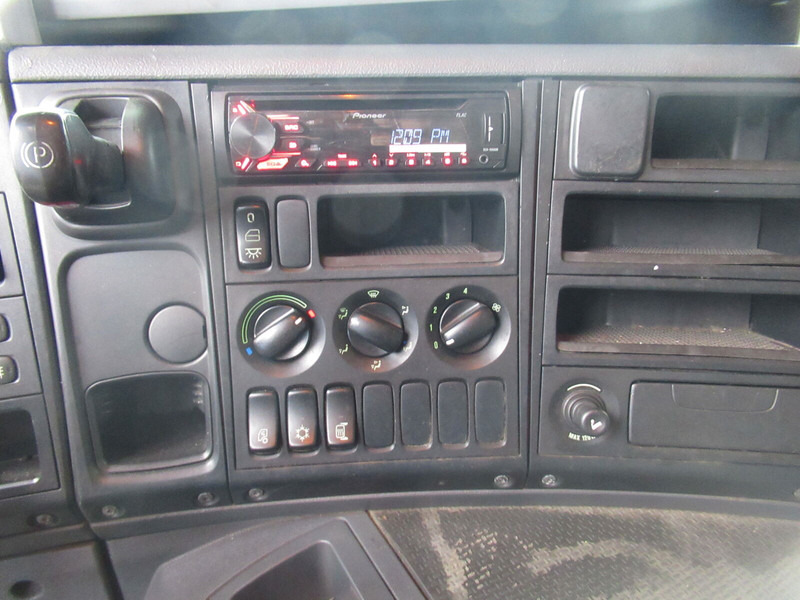 Schuifzeilen vrachtwagen Scania p310: afbeelding 18