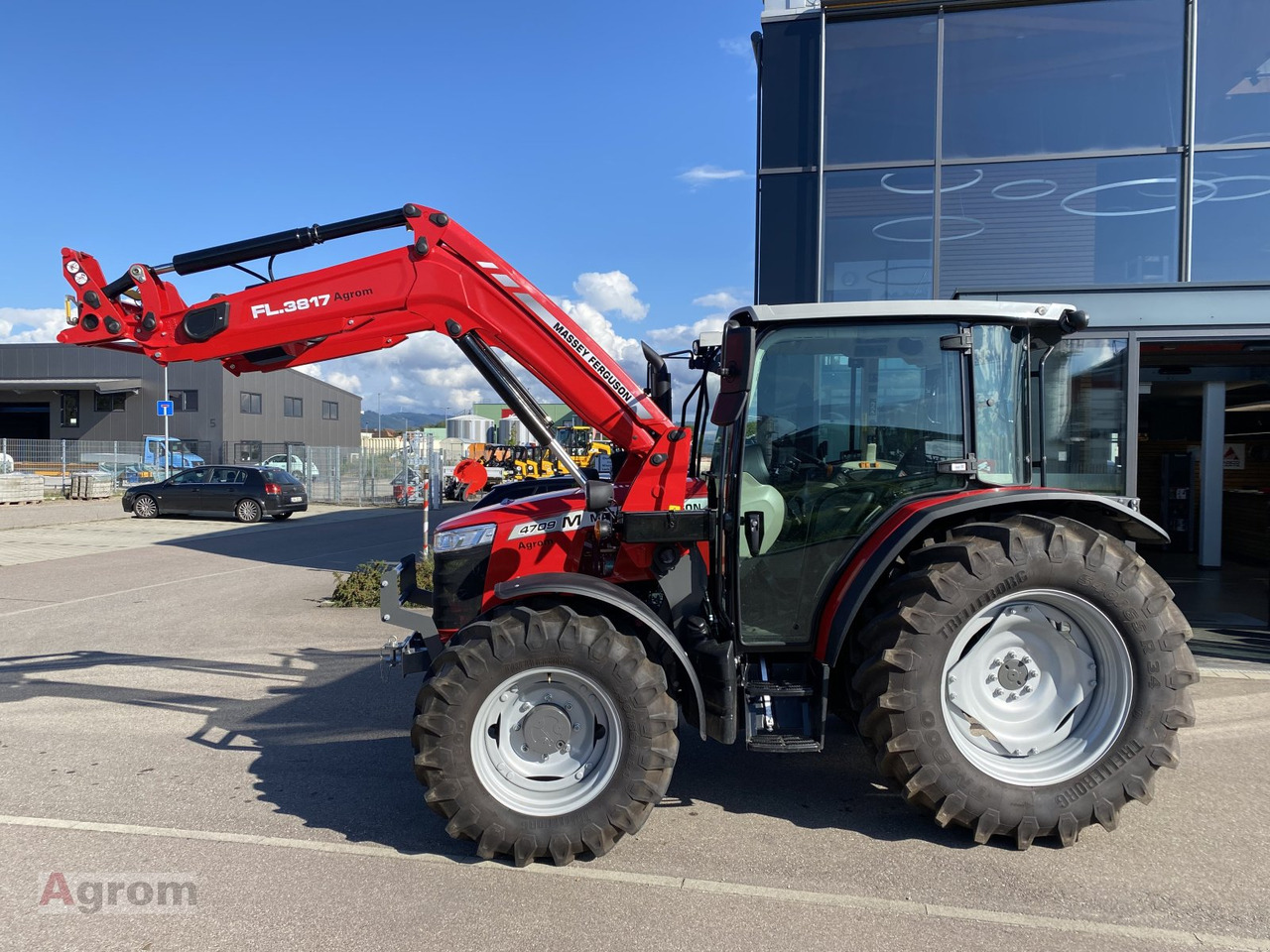 Massey Ferguson 4709 - Tractor: afbeelding 2 Massey Ferguson 4709 - Tractor: afbeelding 2