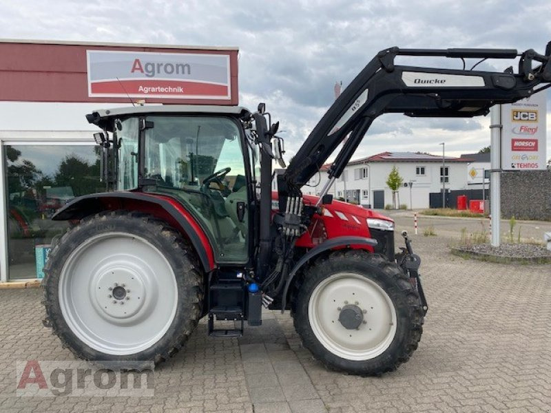 Massey Ferguson 5711 - Tractor: afbeelding 3 Massey Ferguson 5711 - Tractor: afbeelding 3